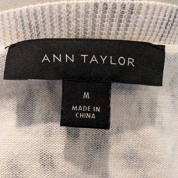 Ann Taylor cardigan size M - Picture 5 of 6